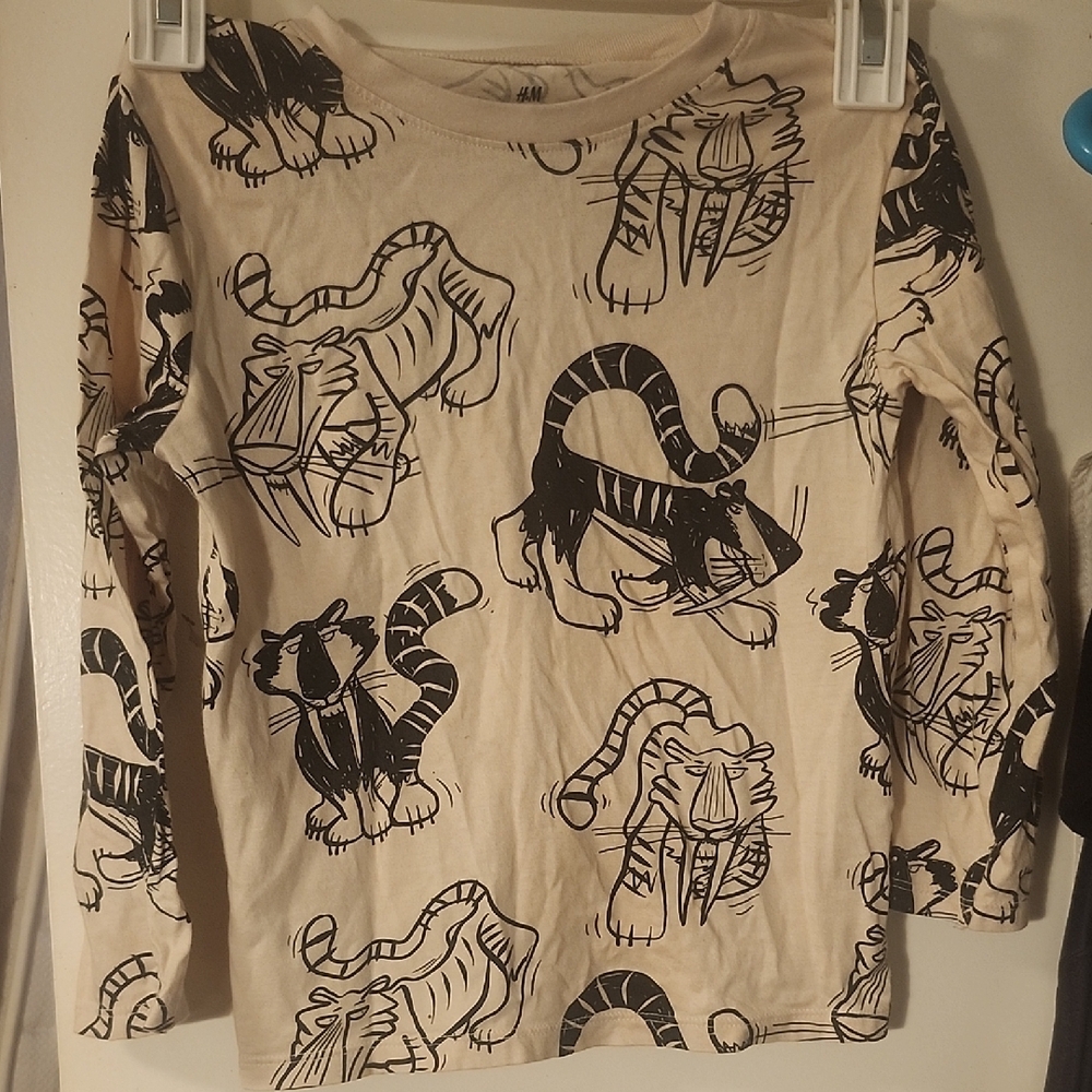 H&M Cream and Black Long Sleeve Cat Print Tee